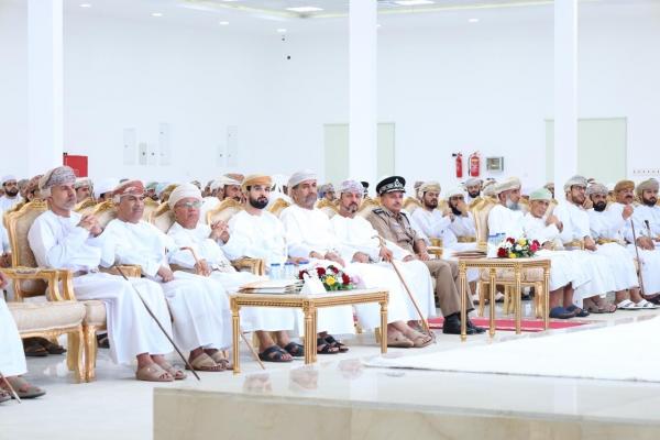 الأمن الفكري والتواصل الاجتماعي والهوية العُمانية