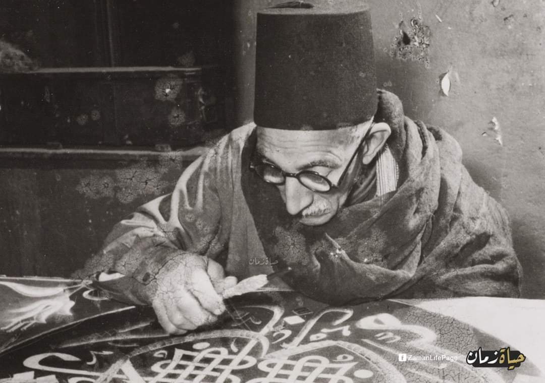 صوت الوطن تنشر أول صورة للجاج محمد حسن أول من نسج خيوط الكعبة في مصر