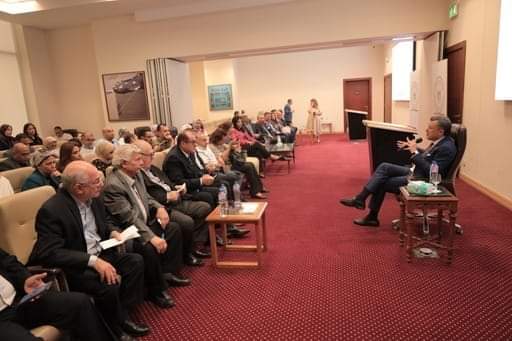 لقاء وزير السياحة والآثار وفرق العمل بالوزارة مع الصحفيين والإعلاميين المختصين بملف السياحة والآثار لإطلاعهم على أبرز المستجدات بقطاع السياحة والآثار في مصر