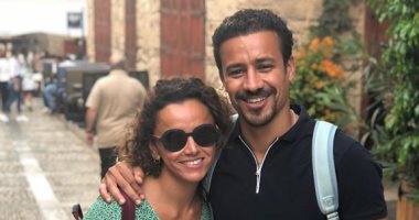 غزل وحب بين أحمد داود وعلا رشدى فى عيد زواجهما الـتاسع