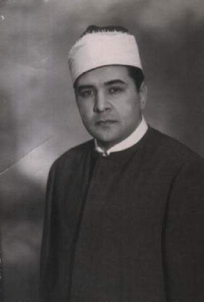 اخر كلمات الممثل التائب حسين صدقي قبل وفاته بدقائق أوصيكم بتقوى الله .و أحرقوا كل افلامي  عدا سيف الإسلام خالد بن الوليد "