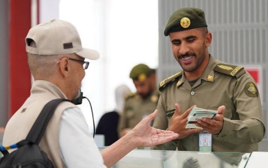 السعودية تواصل استقبال ضيوف الرحمن القادمين لأداء فريضة الحج وإنهاء إجراءاتهم بكل يسر وسهولة