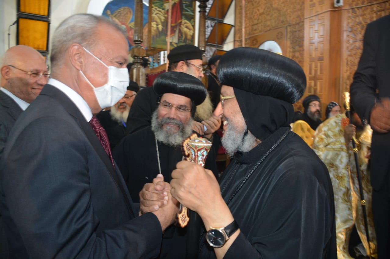 محافظ القليوبية يشهد مراسم حفل تجليس نيافة الانبا/نوفير اسقفا لمطرانية شبين القناطر وتوابعها