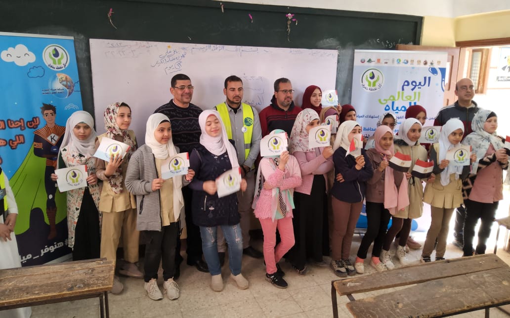 تستمر شركة مياه الشرب والصرف الصحي بالقليوبية، في تنفيذ أنشطتها ضمن فعاليات الأسبوع المائى تحت شعار ( كل نقطة بتفرق )