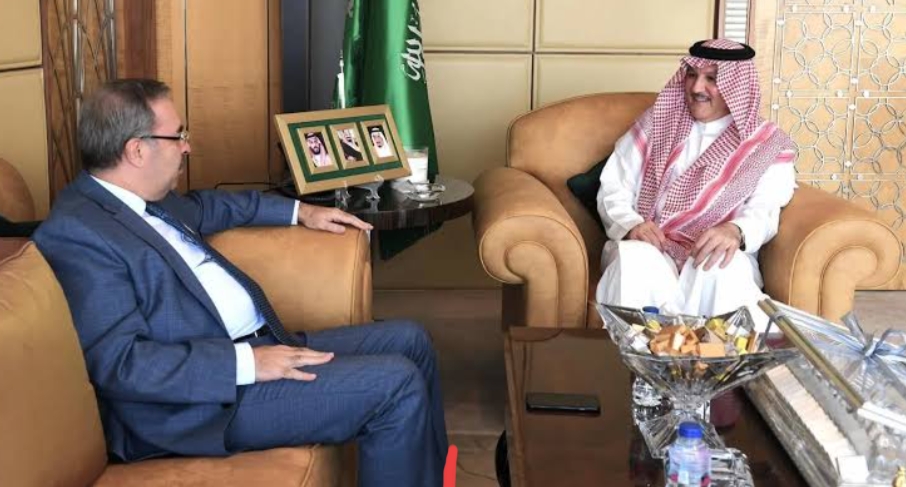 سفير المملكة لدى مصر يستقبل نظيره السوري