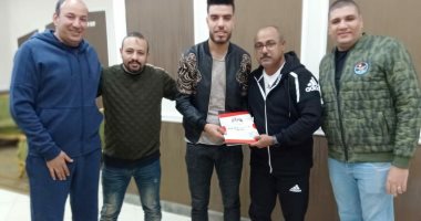 طلائع الجيش يضم إسلام فتحى من الشباب الكويتى