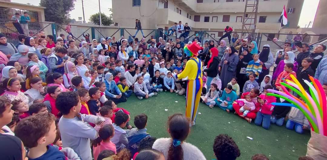 بالصور: حضور جماهيري كثيف بقافلة الجيزة بمنشأة القناطر