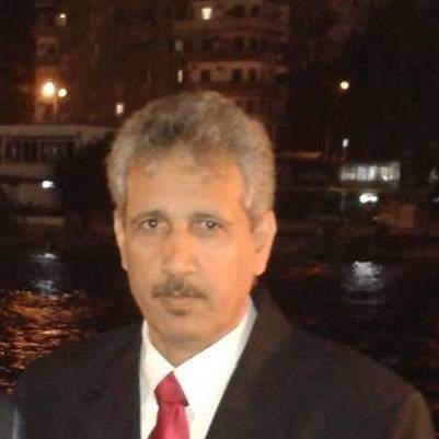 أنا الصعلوكُ مالي في الإمارهْ