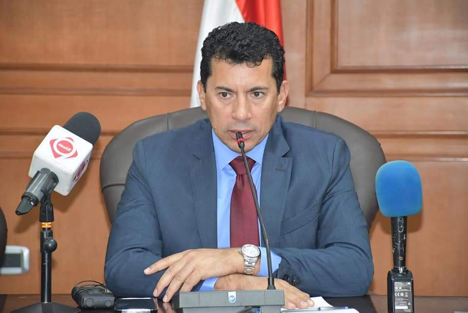 وزير الرياضة يشهد توقيع بروتوكول تعاون بين نادى النادى بشيراتون واتحاد الجمباز لتشغيل وتجهيز صالة الجمباز بالنادى