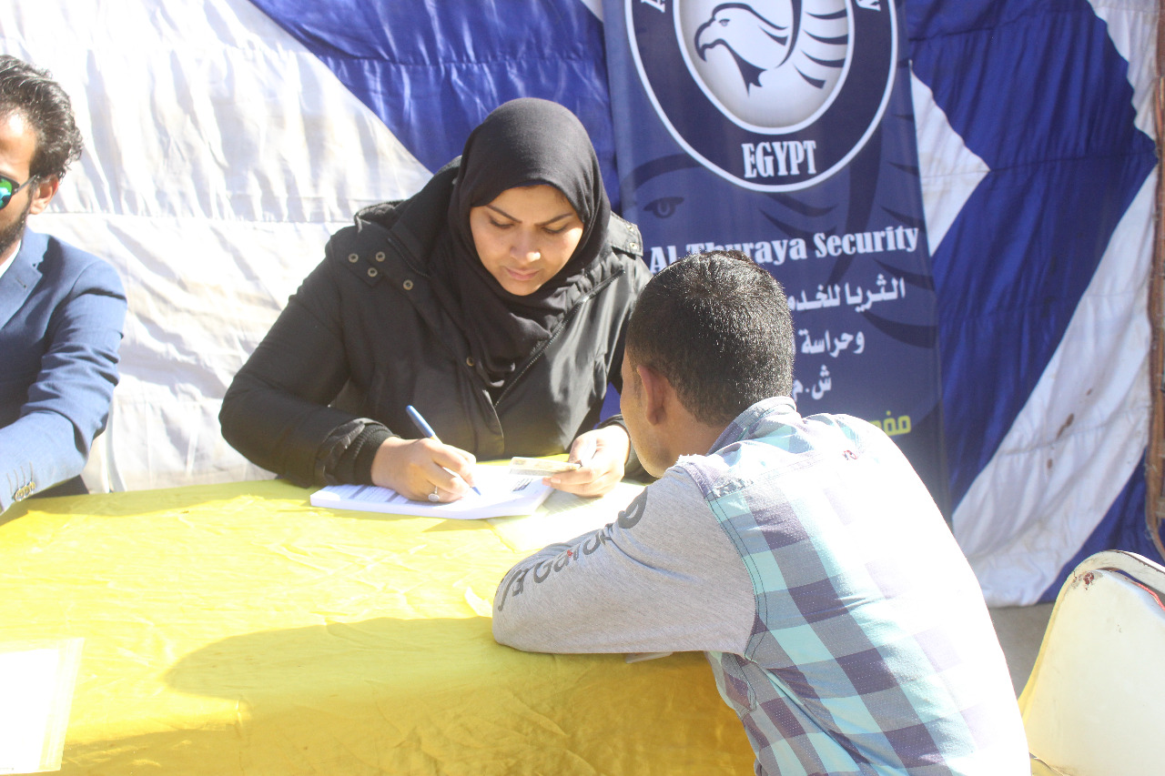 وزير القوى العاملة يطلب موافاته بعدد المعينين بملتقى توظيف الفيوم