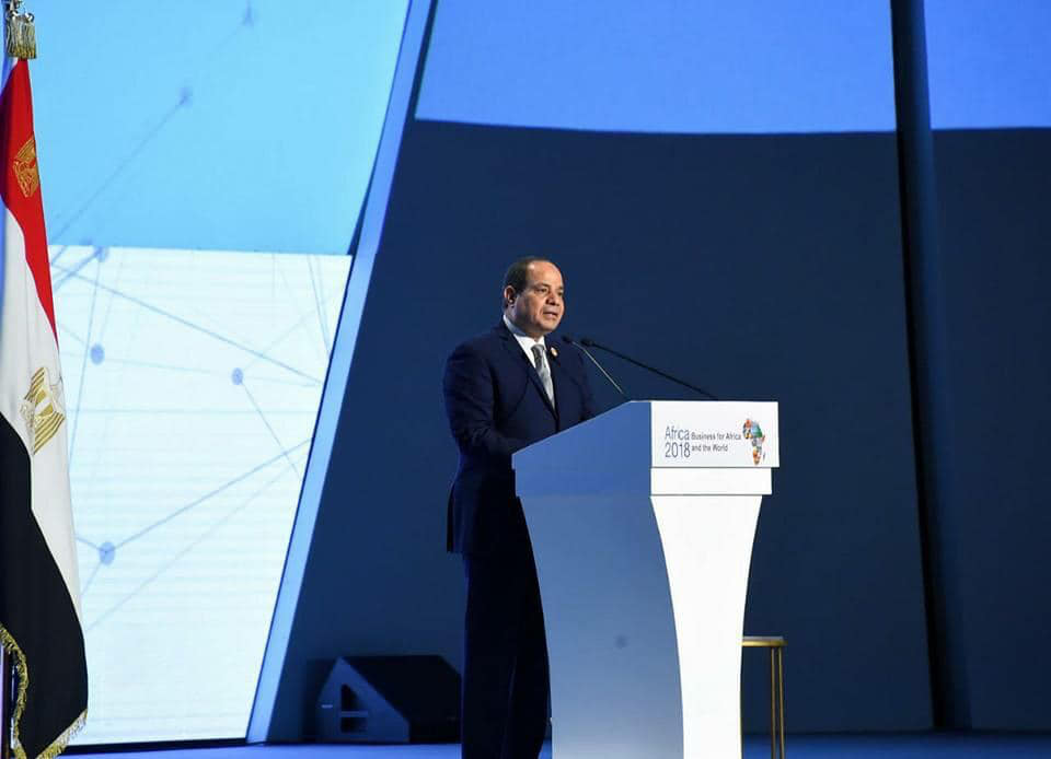 استقبال الرئيس لأمين "السياحة العالمية".. وقصف الاحتلال الإسرائيلي لغزة.. وأزمة التابلت الأكثر اهتماما في مواقع التواصل الاجتماعي