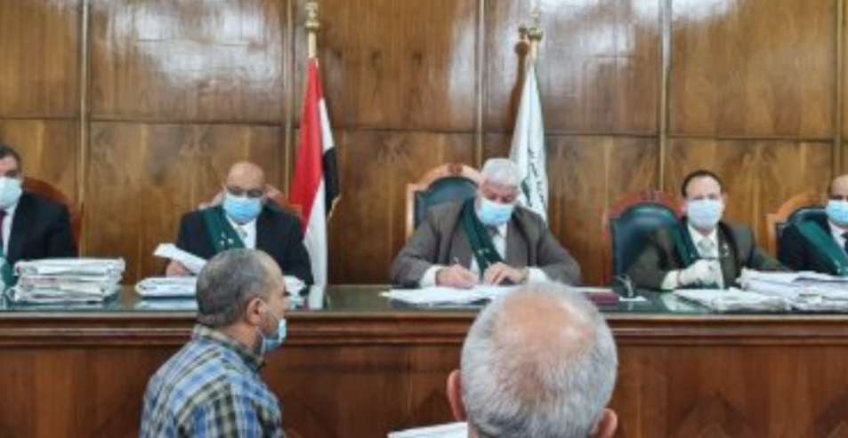 الإدارية العليا تفصل مدير مدرسة ومعلمة بسبب أعمال مخلة بالدقهلية