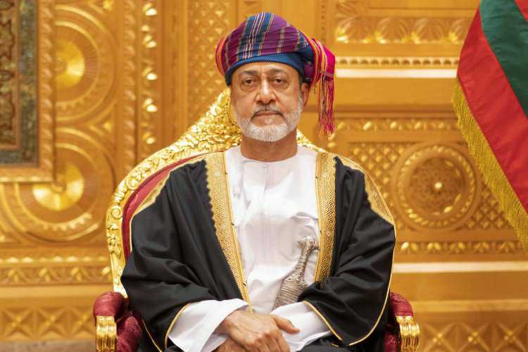 سلطان عُمان يرفع سقف الإقراض للمشروعات ذات القيمة المضافة في القطاعات الاقتصادية الواعدة