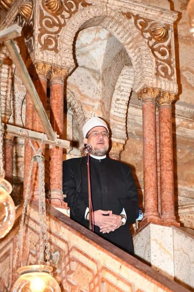 وزير الأوقاف في خطبة الجمعة : الرجل شريك المرأة والمرأة شريك الرجل