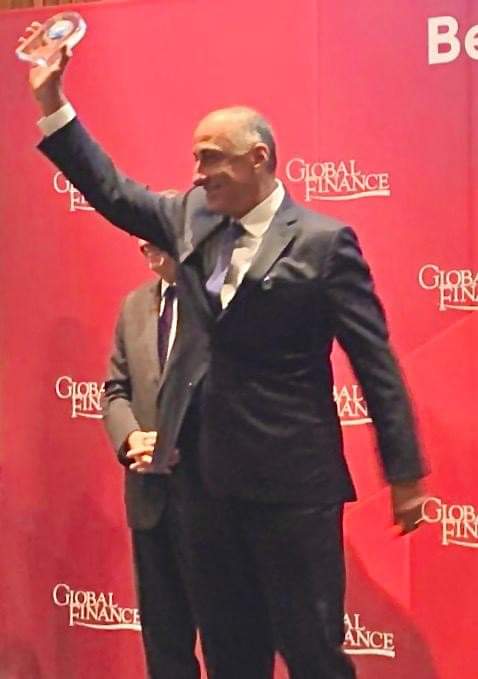 طارق عامر أفضل "محافظا" على النقود في العالم