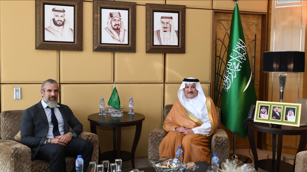 السفير السعودى بالقاهرة يلتقي بممثل منظمة اليونيسف