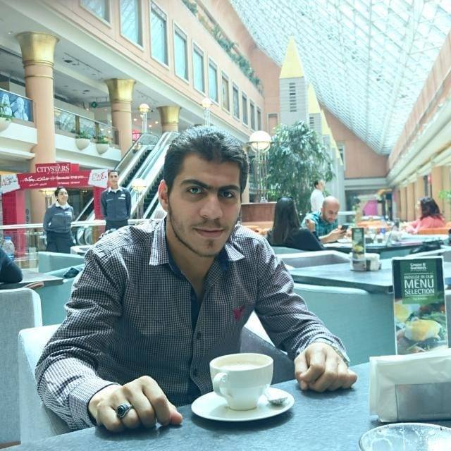 مبروك للعروسين.. حسن المنياوي يُهنئ الشيخ خالد محسن بمناسبة الخطوبة السعيدة