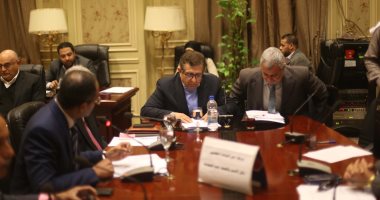 "إسكان البرلمان" توافق على اتفاقية قرض بـ300 مليون دولار لتحسين خدمات الصرف بالريف