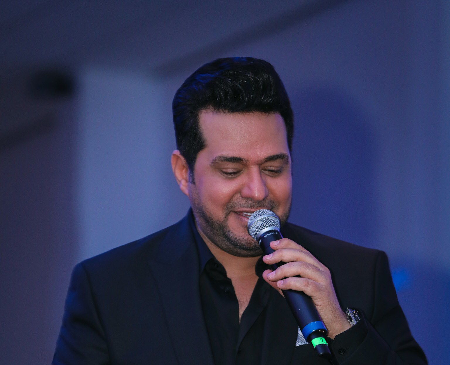 حاتم العراقي يحتفل باليوم الوطني للإمارات الـ47 في إمارة الفجيرة