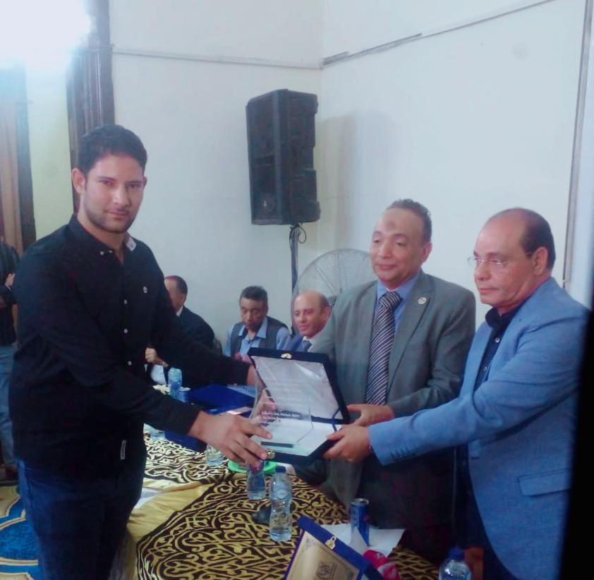 الأحرار الاشتراكيين» يكرم أمين عام الإعلام بالحزب لمجهوداته المبذولة خلال الفترة الماضية