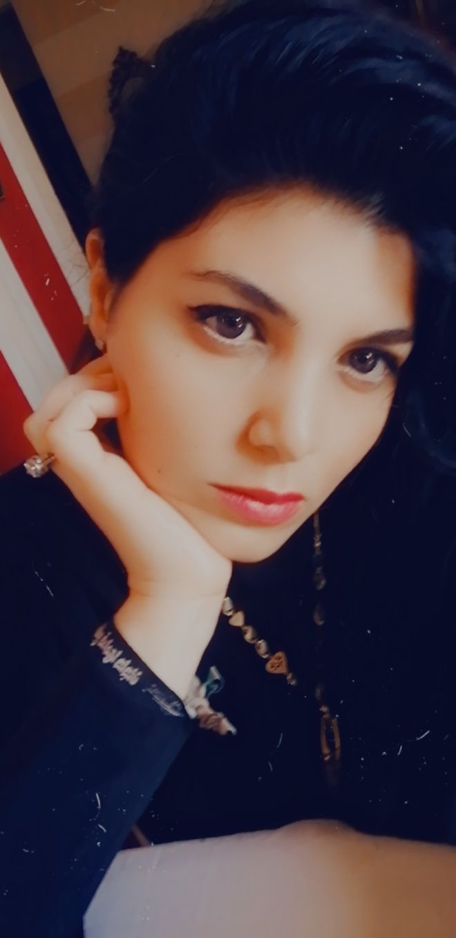 لبنى عادل تكتب: هاربة إليك