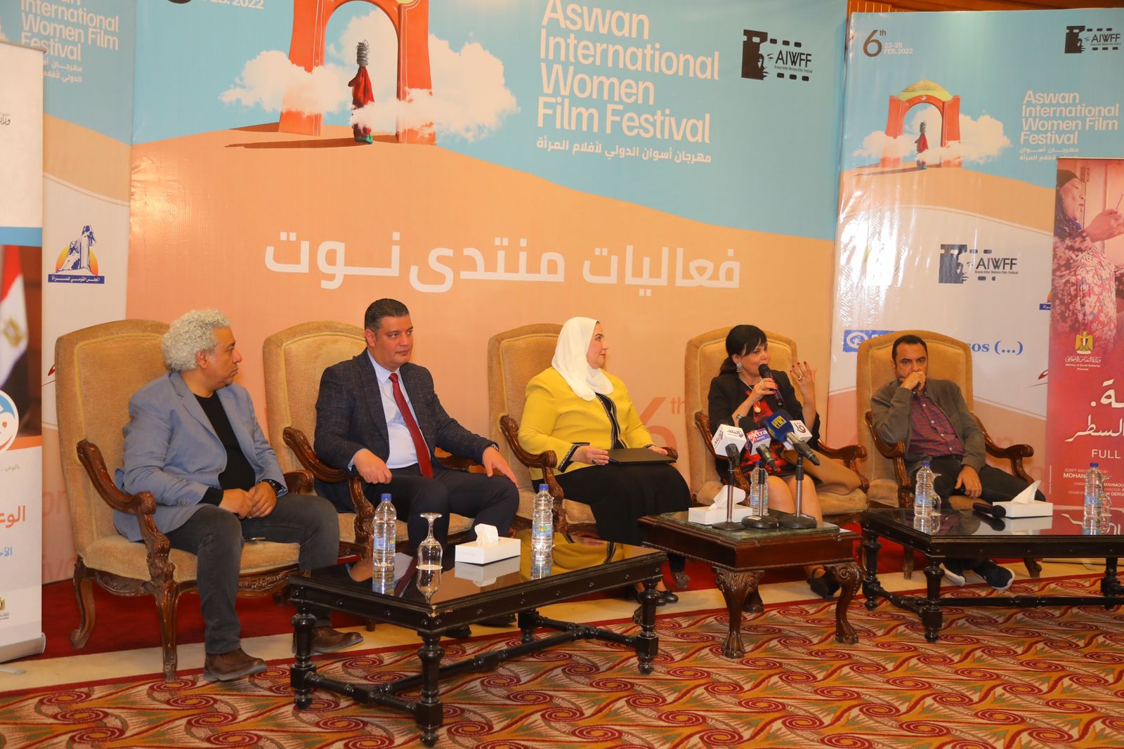 وزيرة التضامن الاجتماعي تفتتح معرض "سمبوزيوم المرأة والحياة" وتشيد بدور مهرجان أسوان في المحافظة