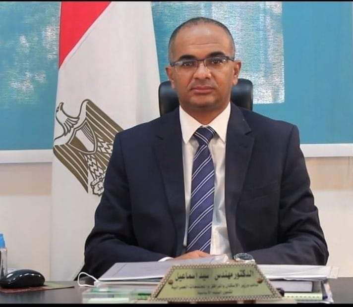 نائب وزير الإسكان للبنية الأساسية يناقش موقف المشروعات المشتركة مع البنك الأوروبي لإعادة الإعمار والتنمية