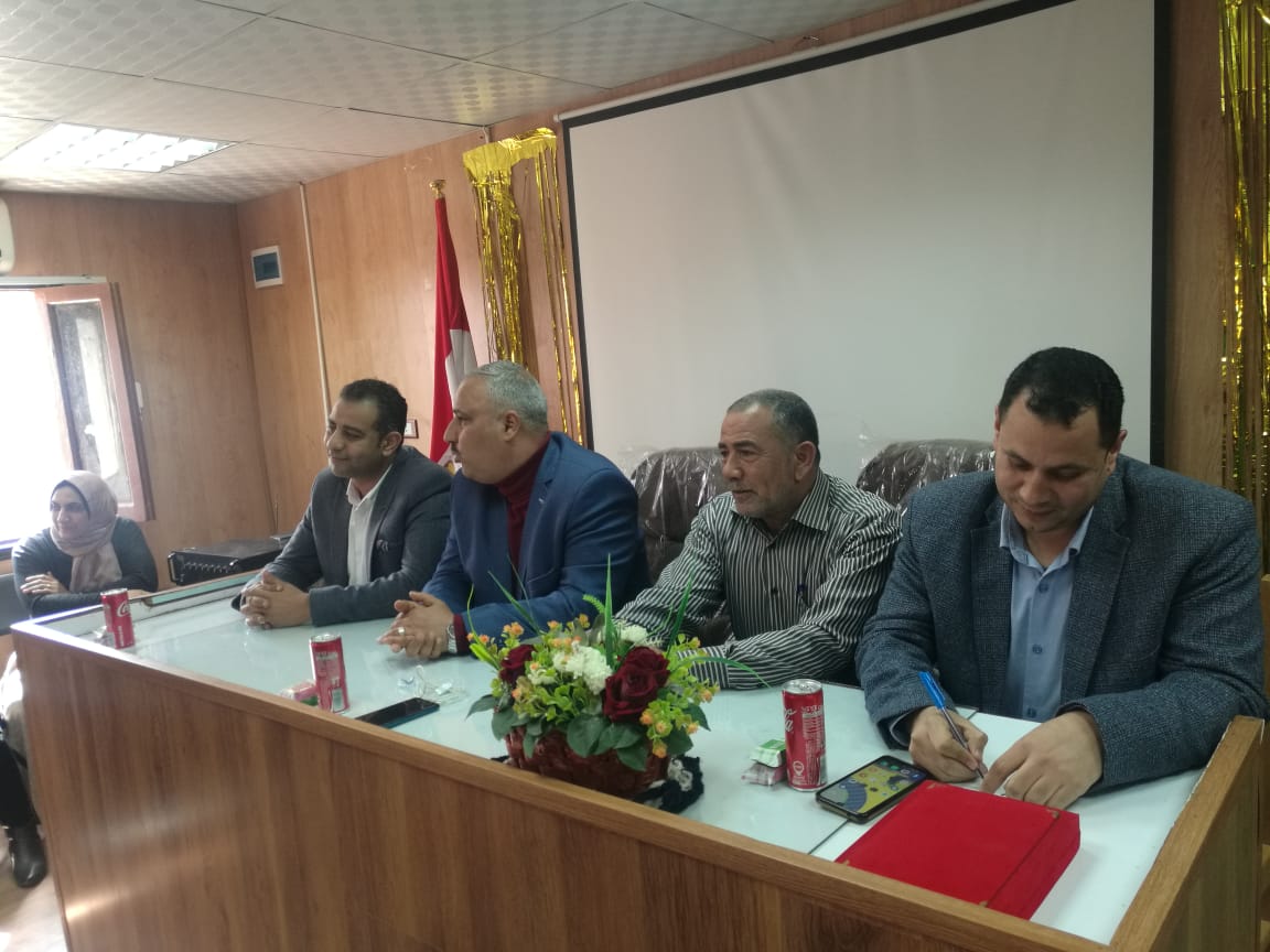 حفل تكريم الاستاذ محمد فتوح لبلوغ سن المعاش