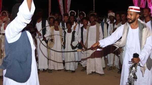 جلد بالكرباج.. أغرب مجاملة من أصدقاء العريس فى حلايب وشلاتين