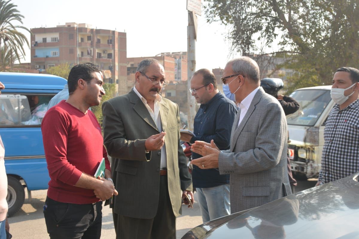محافظ القليوبية يقوم بجولة ميدانية لتفقد عدد من المشروعات الخدمية الجاري تنفيذها للوقوف على نسب التنفيذ الدقيقة ودفع الأعمال والإطمئنان على مستوى النظافة والإشغالات بمدينة بنها
