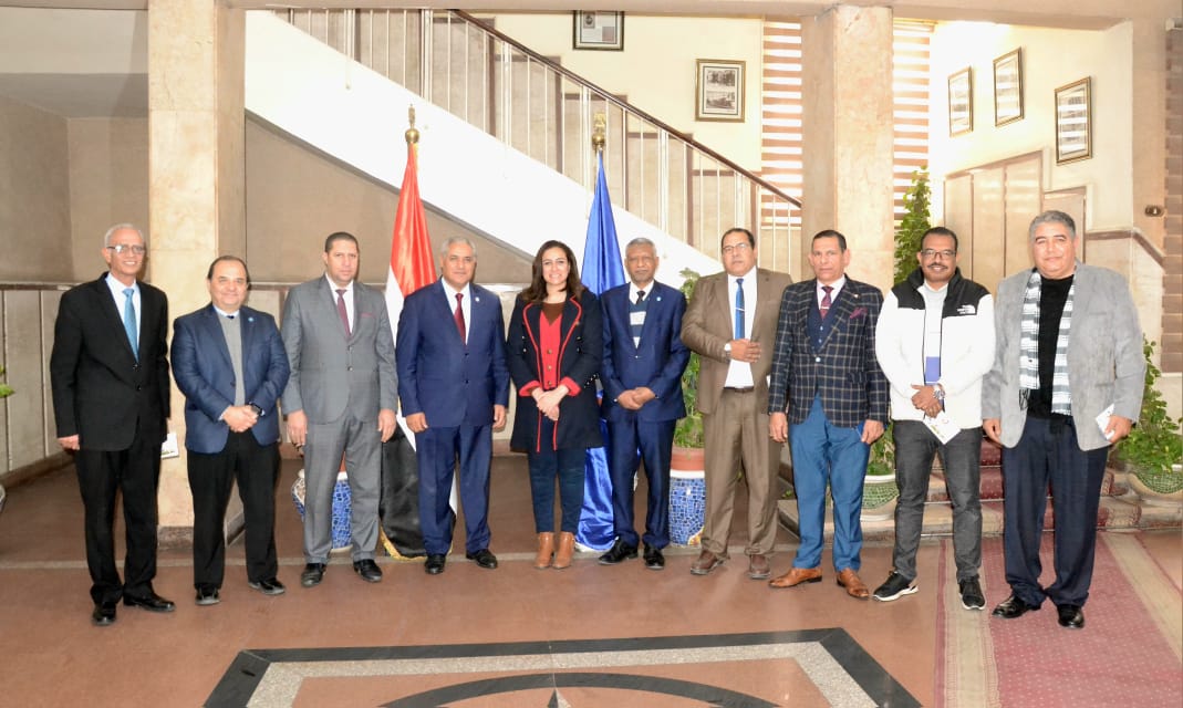 نائب محافظ البحيرة تستقبل وفد منظمة الأغذية والزراعة للأمم المتحدة (الفاو) 