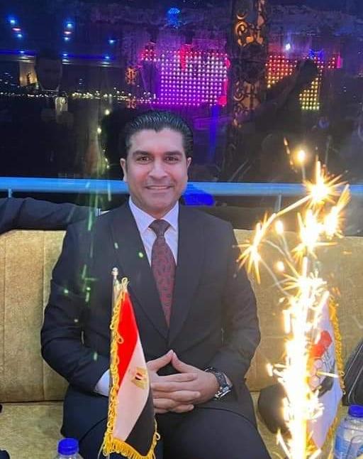 رئيس إتحاد الميني فوتبول أحمد سمير يحصد جائزة أفضل رئيس إتحاد في أفريقيا 2021 ويهدي تكريمه للرئيس السيسي