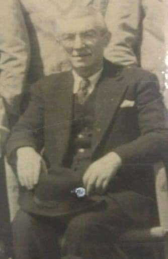 بالصور.. قصة الخواجه خريستو مع شيكولاته كورونا