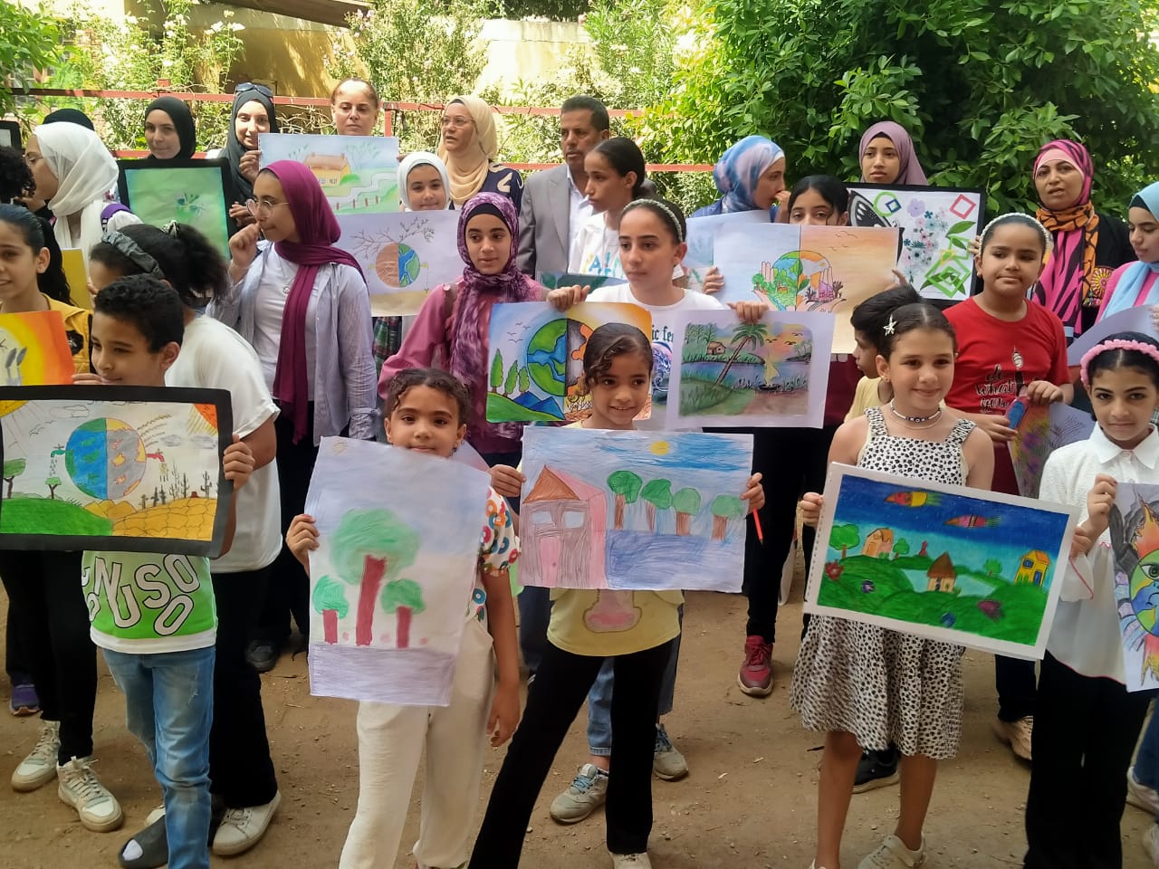 مسابقة اتحضر للاخضر الوارده من الوزاره للمرحله الابتدائيه والاعداديه والثانويه الخاصة بالاجازه الصيفيه وتم تنفيذها على مستوى جميع ادارات محافظة القليوبيه