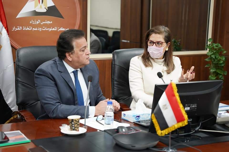 السعيد ،و عبد الغفار يناقشا الخطة الاستثمارية للعام المالي 2022/2023