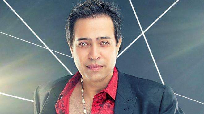 "الجنة"يهديها المطرب حكيم لحاكم دولة الإمارات وشعبها