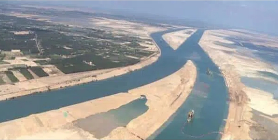 اقتصادية قناة السويس توقع ٦ مذكرات تفاهم لمشروعات الهيدروجين الأخضر بالسخنة