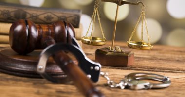 تأجيل محاكمة مديرة التنظيم بحى شرق مدينة نصر لـ1 أبريل بتهمة تلقى رشوة