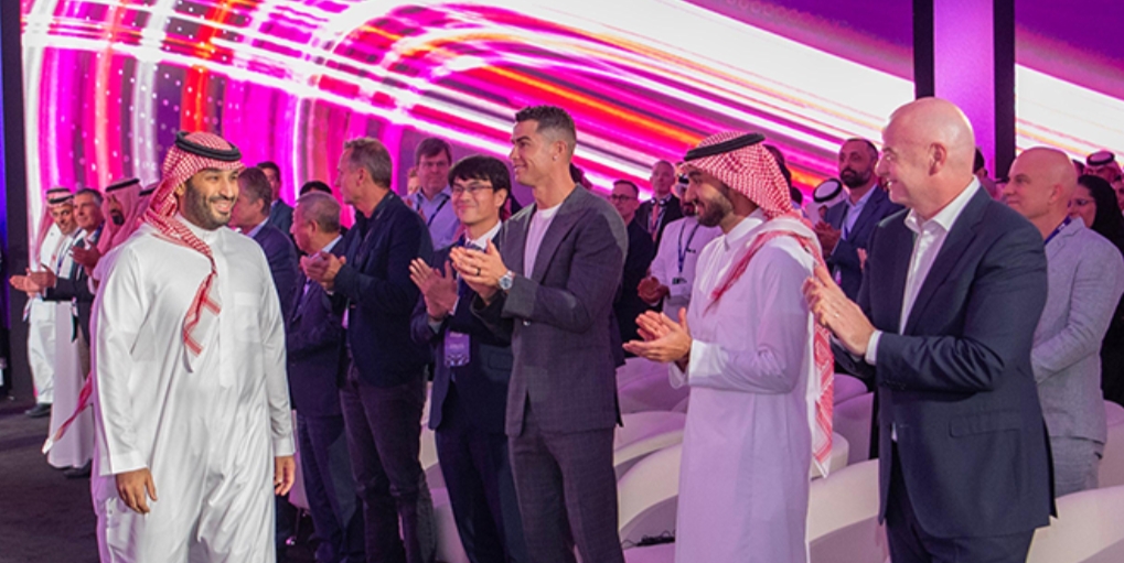 ولي العهد يعلن إطلاق بطولة كأس العالم للرياضات الإلكترونية بالرياض