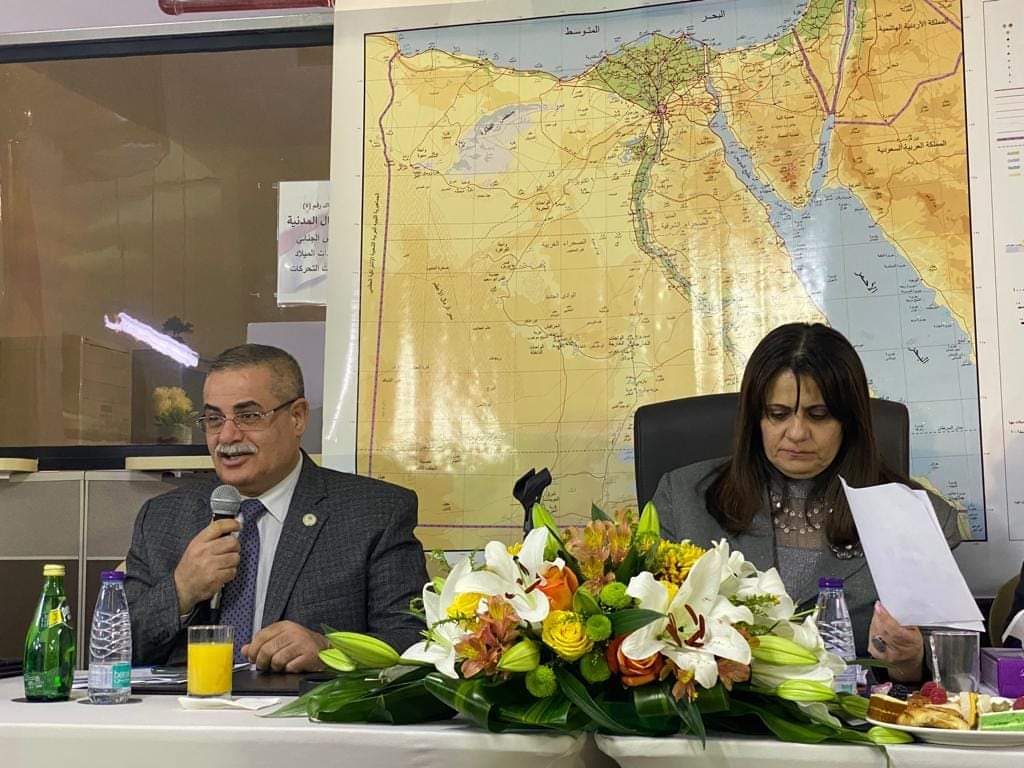 ضمن الوفد الرسمي برئاسة وزيرة الهجرة ممثل التأمينات يجيب عن أسئلة الجالية المصرية في الرياض