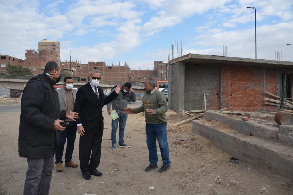 محافظ القليوبية يقوم بجولة بمدينتي شبرا الخيمة والخانكة لمتابعة أعمال النظافة ومتابعة المشروعات القومية الجاري تنفيذها