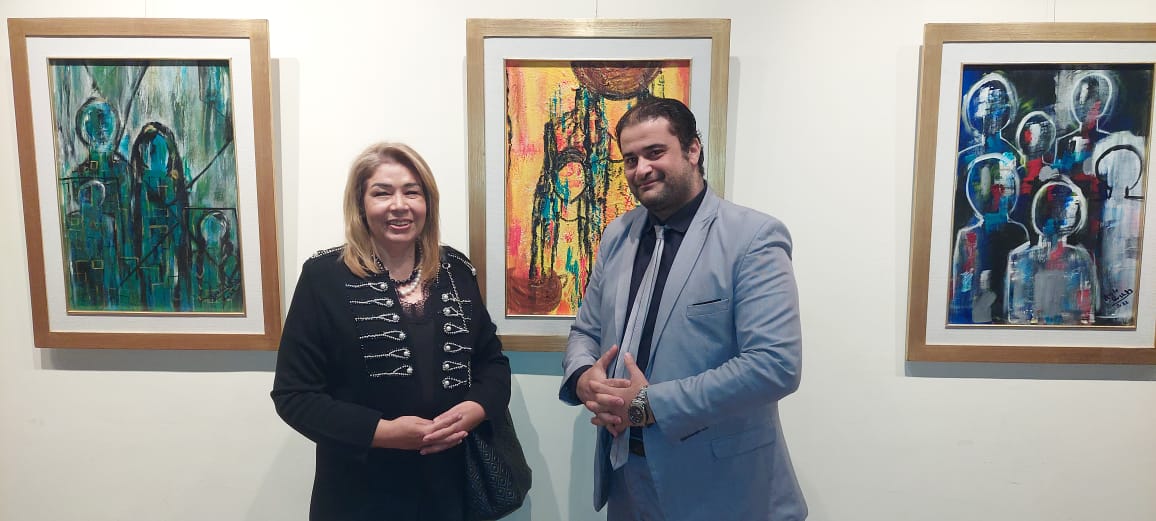 نجاح كبير وإقبال منقطع النظير...معرض" ه‍ى " للفنانة هالة رشدى بمركز الهناجر للفنون 