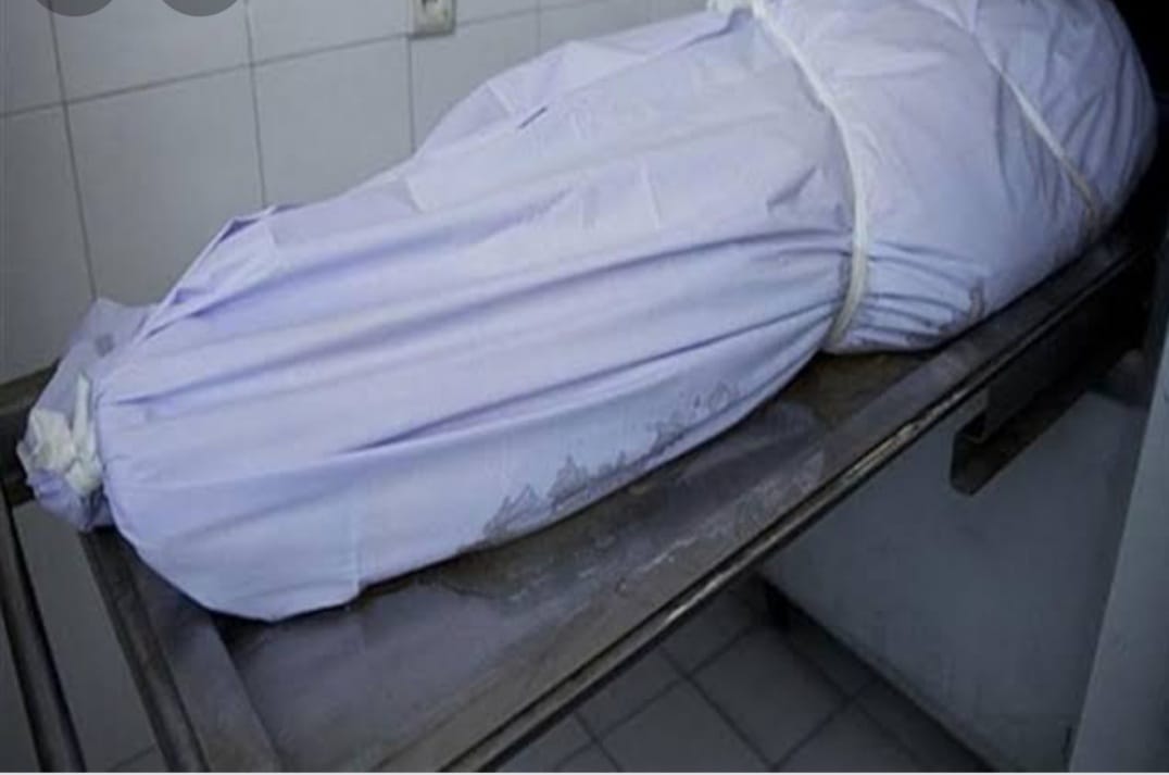 مصرع ربة منزل سقط عليها سور حائط بسوهاج من