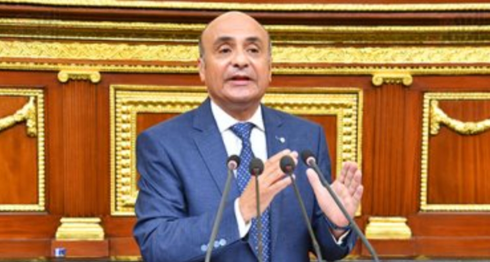 الحكومة تعلن تعديلات الشهر العقاري: عدم اشتراط الملكية والأخذ بالعقد العرفي