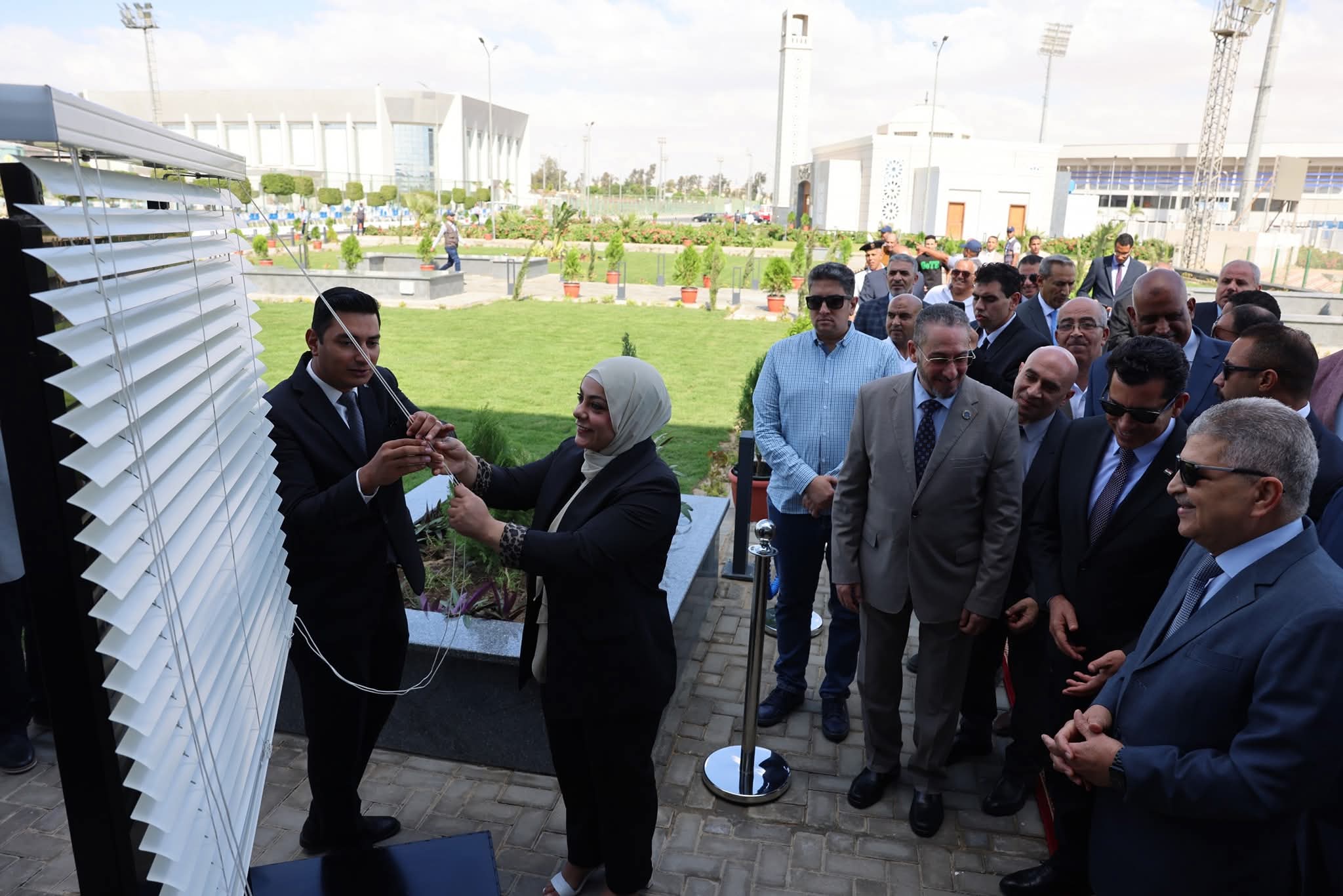 وزير الرياضة ورئيس هيئة قناة السويس يشهدان افتتاح الصالة الدولية لرفع الأثقال " سارة سمير" بالقرية الأولمبية لقناة السويس