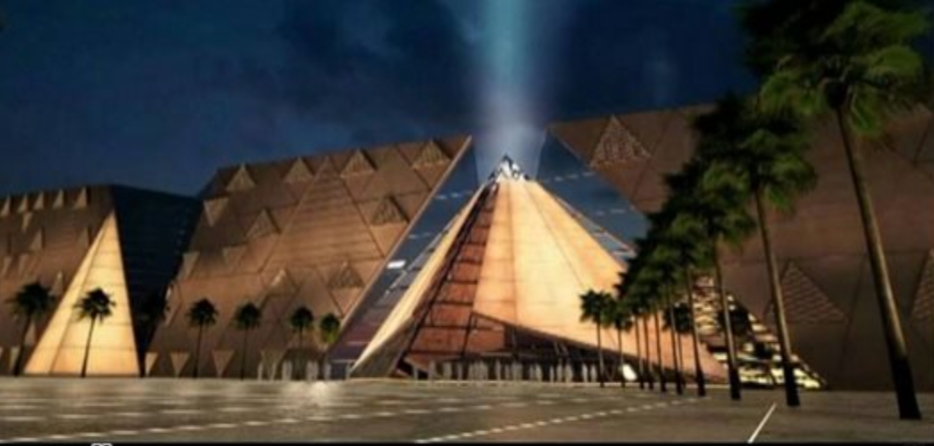 العناني  يتابع آخر مستجدات الأعمال بالمتحف المصري تمهيداً لافتتاحه