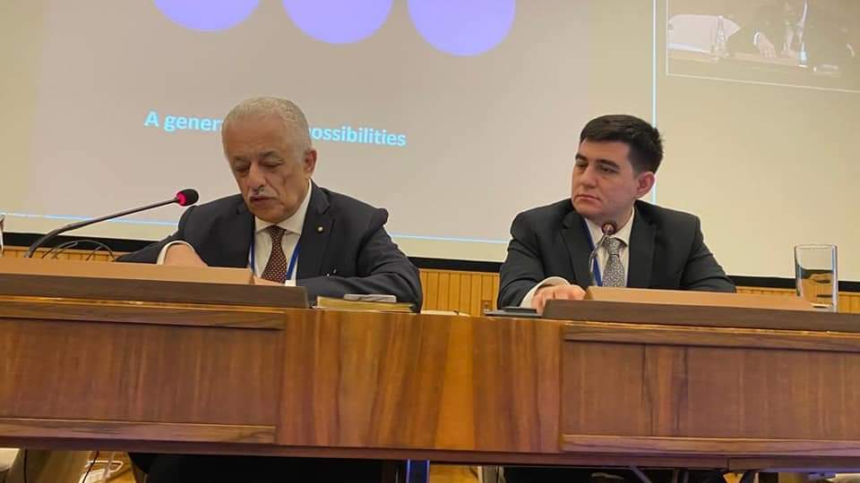 وزير التربية والتعليم يشارك في حلقات نقاشية بمقر منظمة اليونسكو بفرنسا