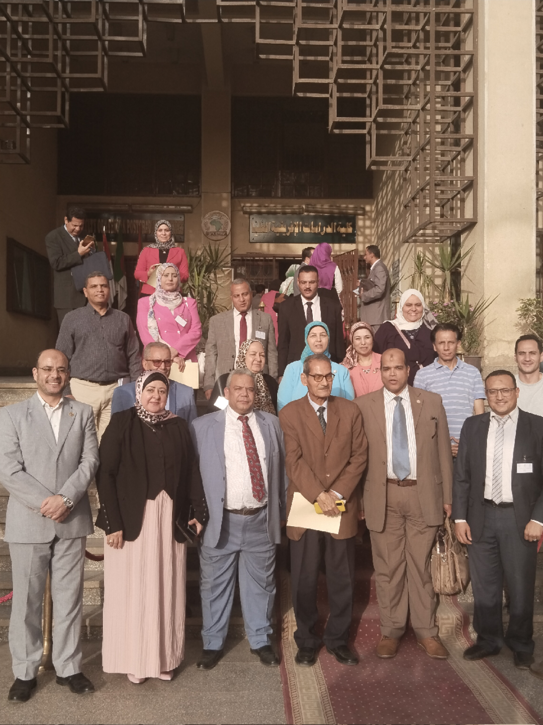 بالصور: الاتجاه التطبيقي في الجغرافيا تناقش طاقة الهيدروجين الأخضر في أفريقيا وحل مشكلة الاحتقان اللوجستي