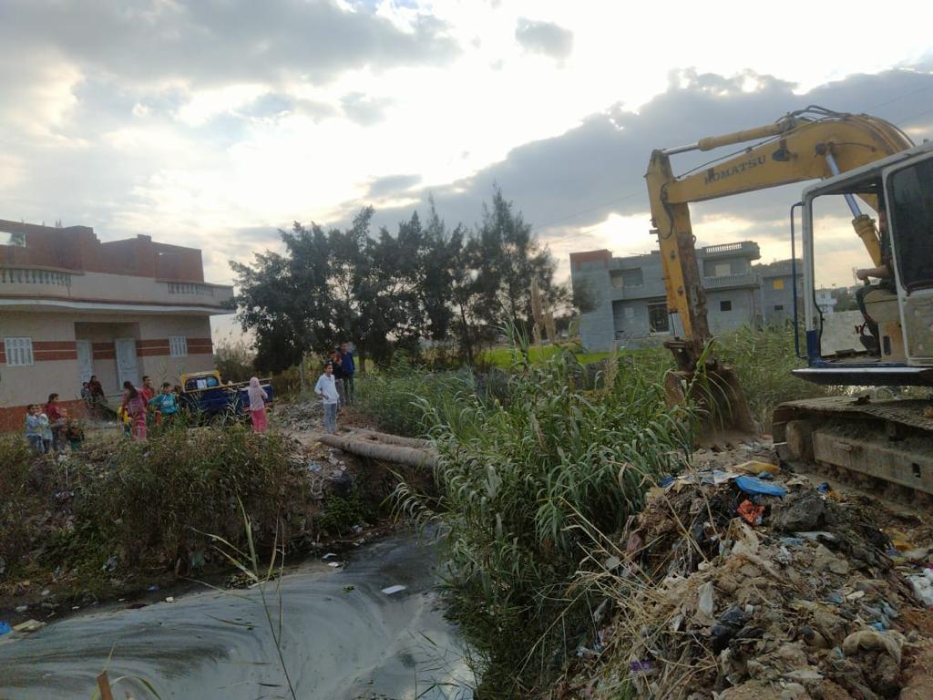 البحيرة....انشاء كوبري مشاه بلقطر الشرقية إستجابة لمطالب المواطنين بأبو حمص 