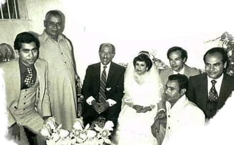 بالصور: السادات يحضر زفاف ابنة الرجل الذي خبأه من الانجليز